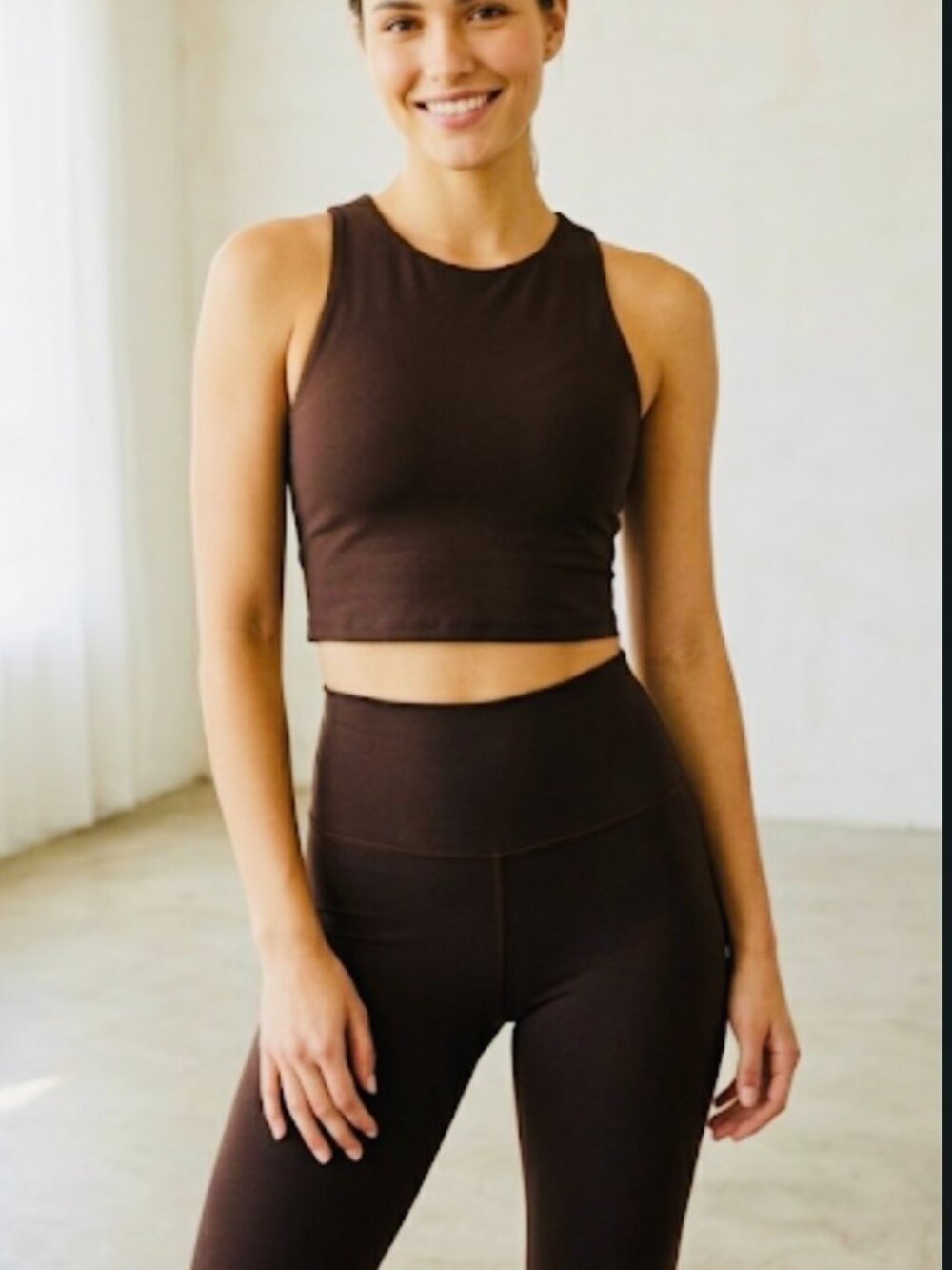 OFFLINE Women's Athletic Set in size M